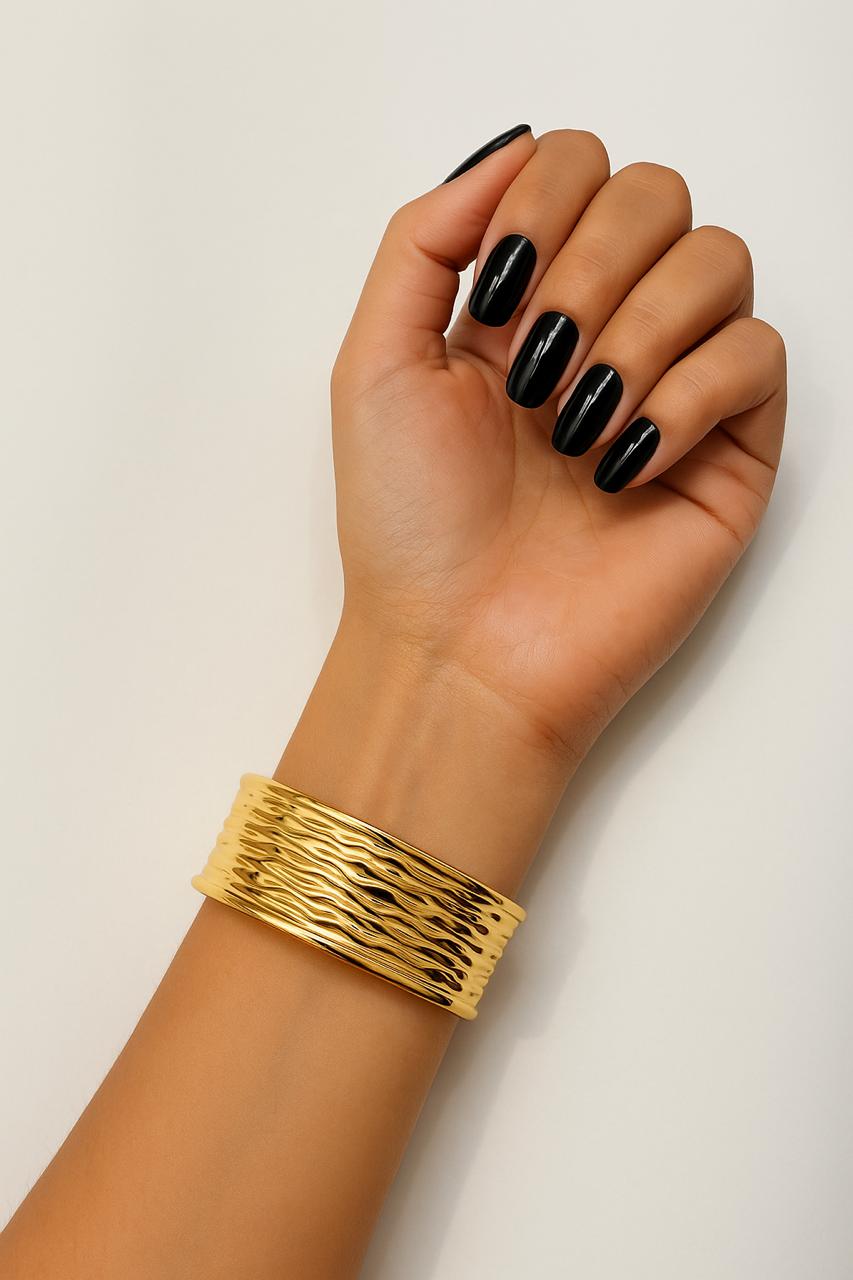 Block Textured Bracelet (Anti-Tarnish)