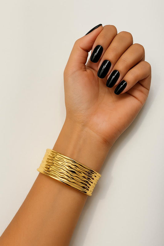 Block Textured Bracelet (Anti-Tarnish)