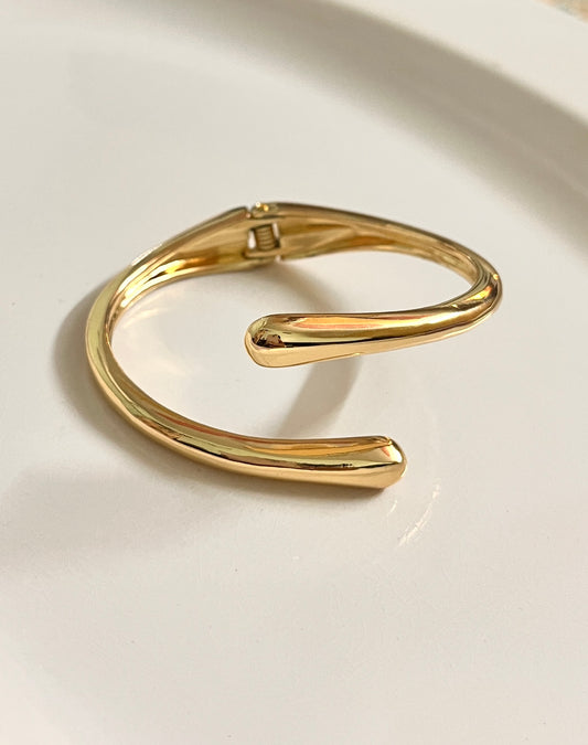 Arm Cuff Adjustable Bracelet (Anti-Tarnish)