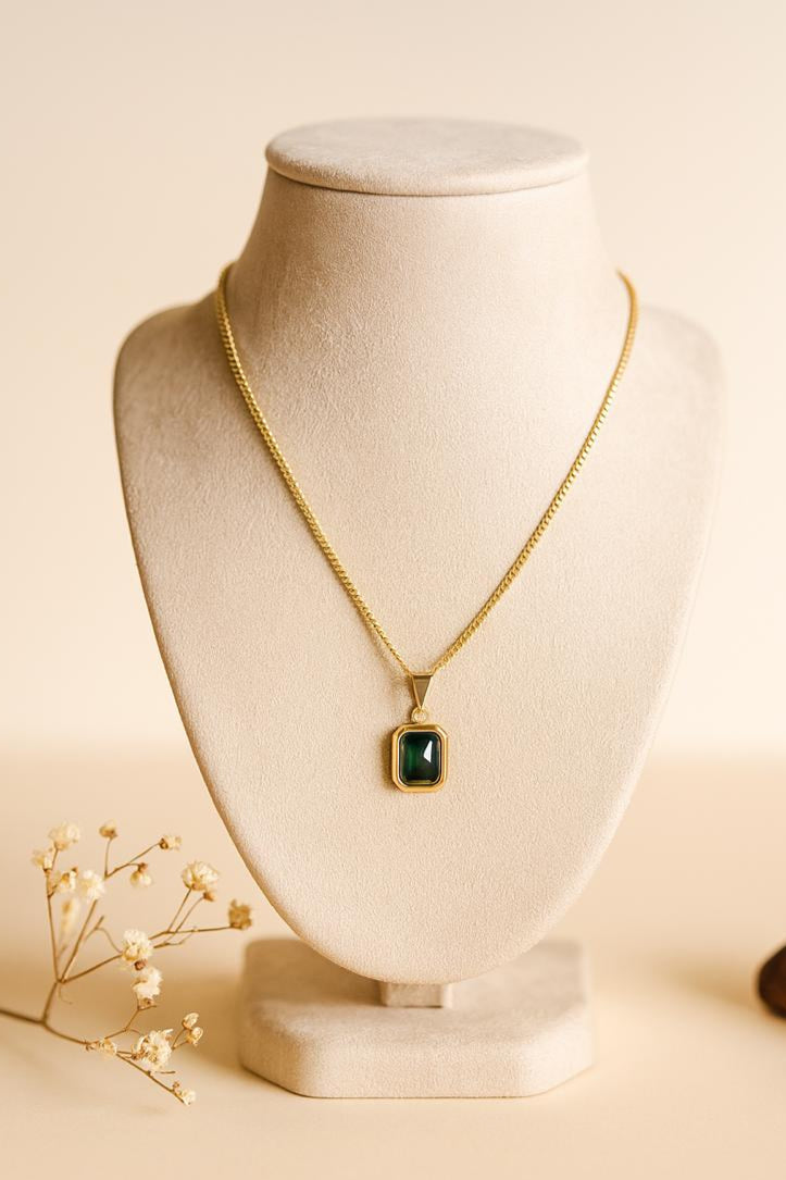 Green Emerald Pendant(Anti-Tarnish)