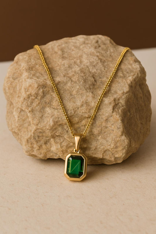 Green Emerald Pendant(Anti-Tarnish)